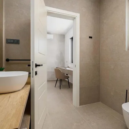 Villa Amaris In With Sea View, Krk *