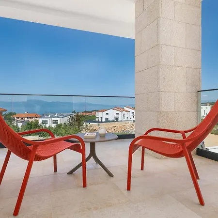 Villa Amaris In With Sea View, Krk