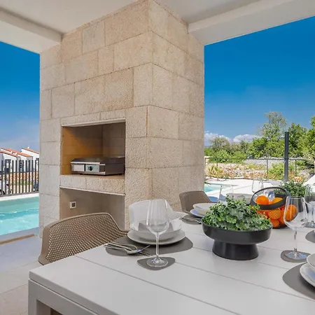 Villa Amaris In With Sea View, Krk *