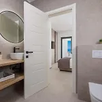 Villa Amaris In With Sea View, Krk